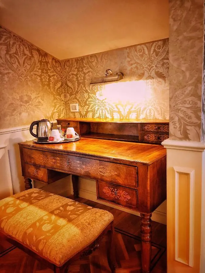 Relais Colle San Pietro Bed & Breakfast Verona İtalya