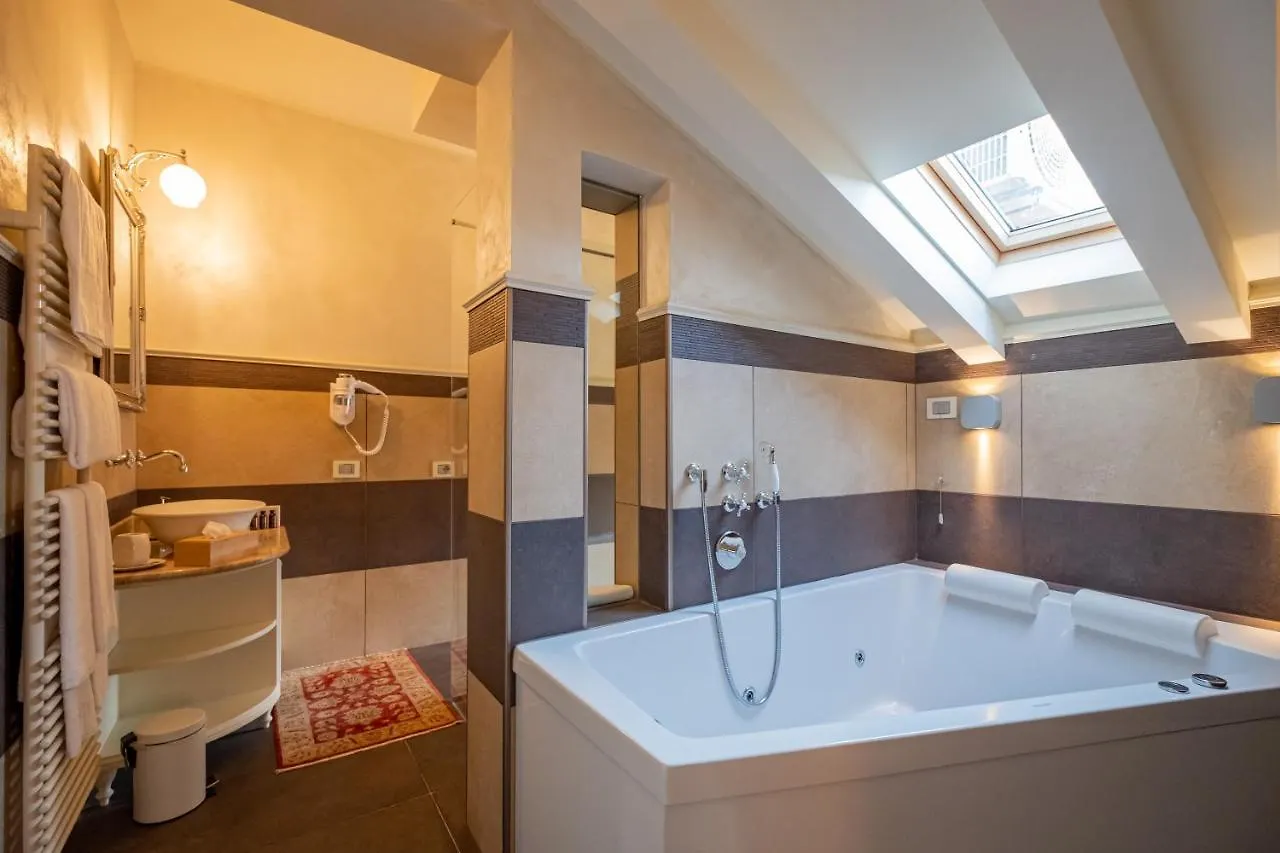 Relais Colle San Pietro Bed & Breakfast Verona İtalya