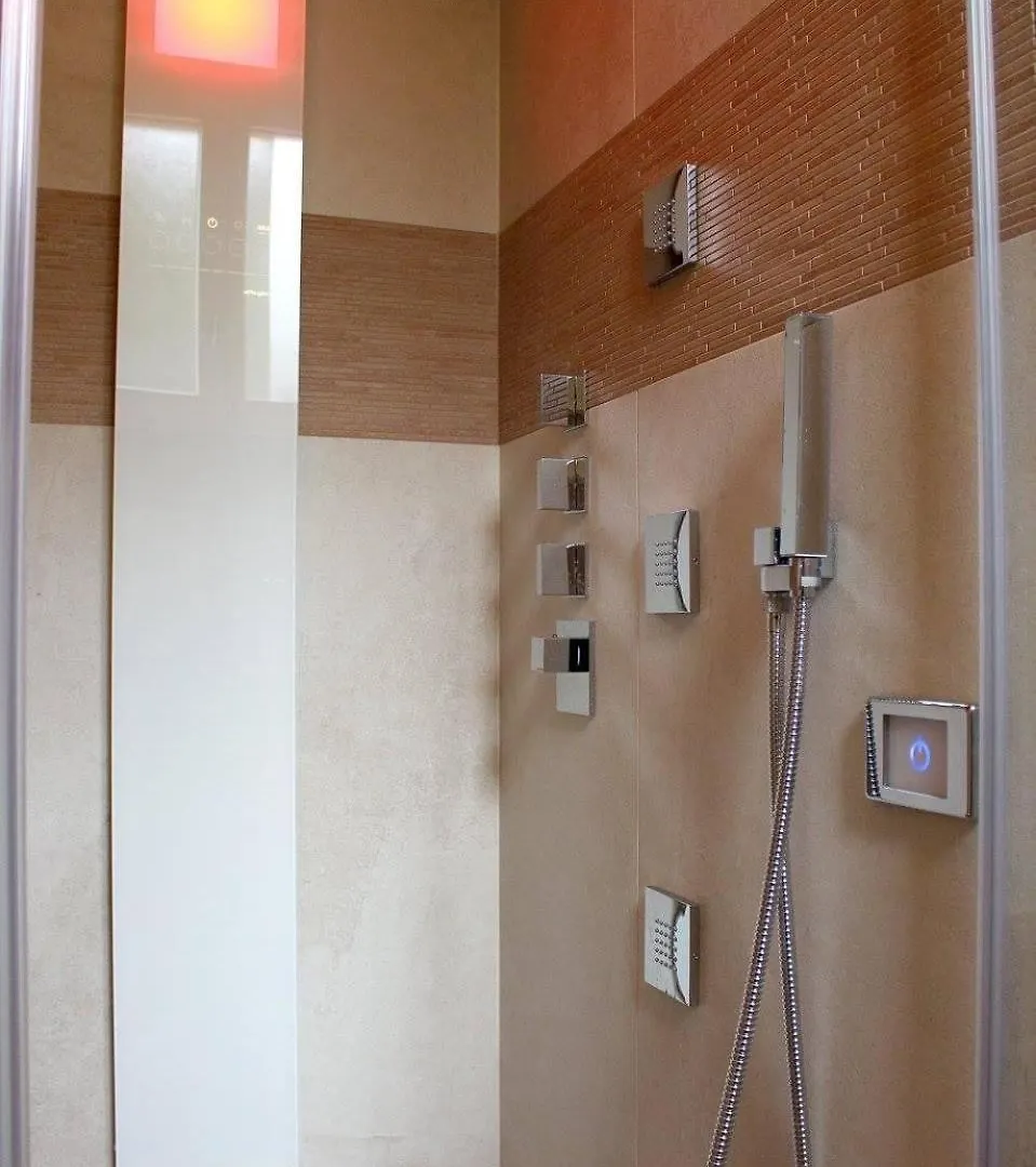 Relais Colle San Pietro Bed & Breakfast Verona 0*,