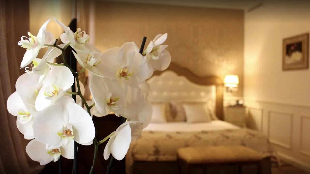 Relais Colle San Pietro Bed & Breakfast Verona 0*,  İtalya